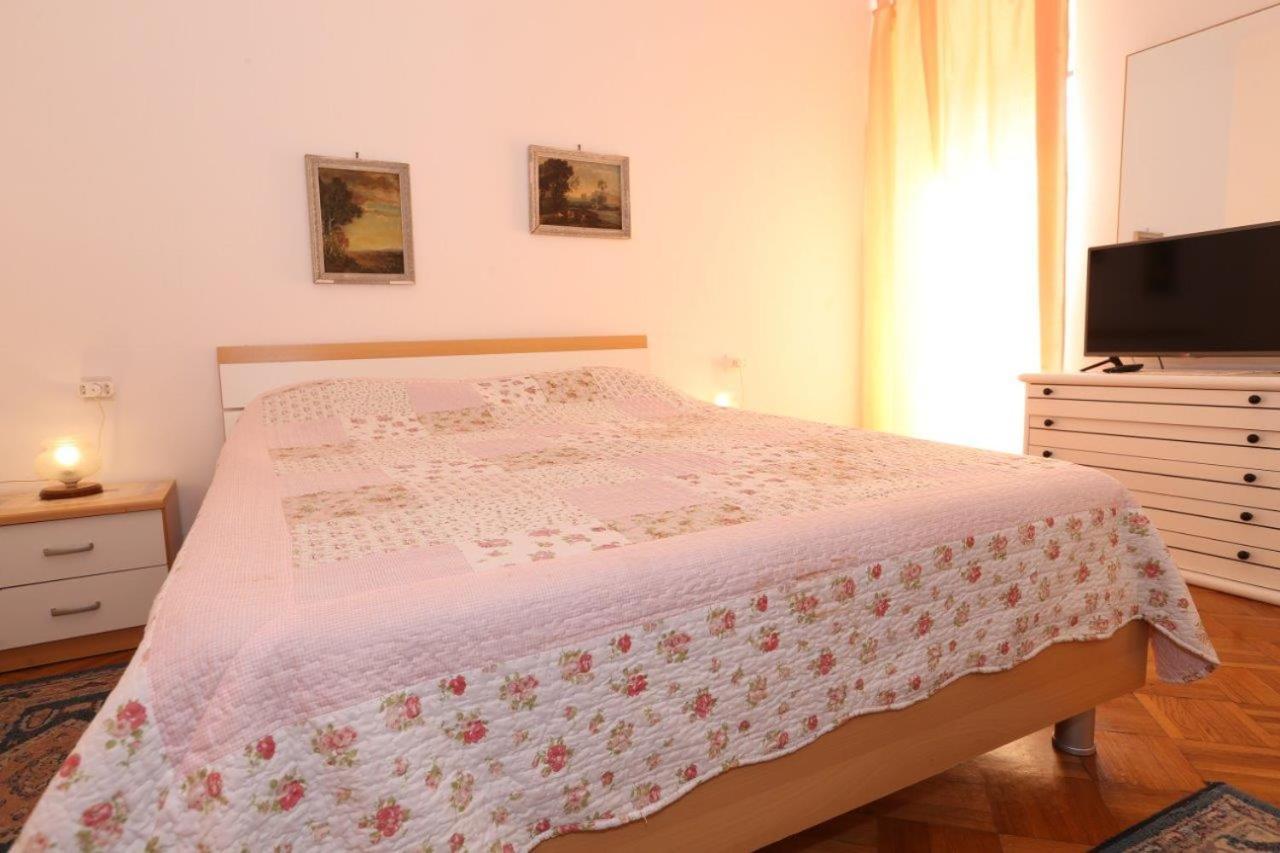 Studio Apartments Cavrak With Terrace Baška Extérieur photo
