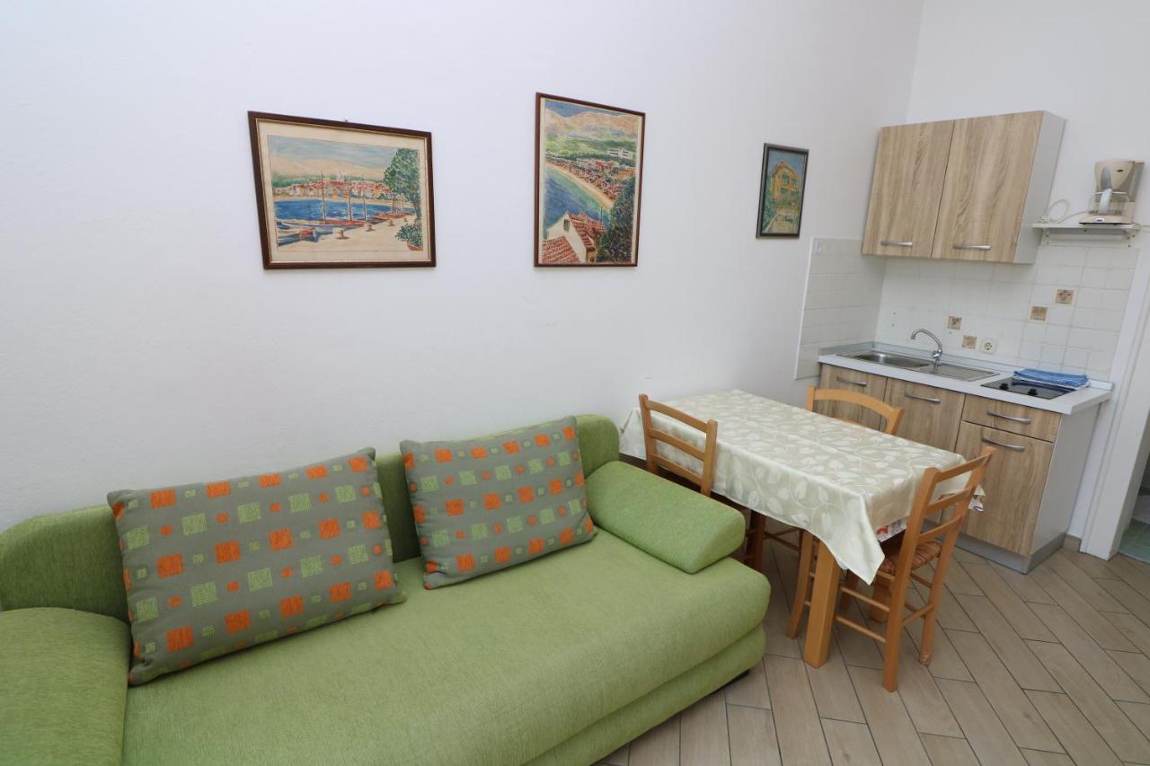 Studio Apartments Cavrak With Terrace Baška Extérieur photo