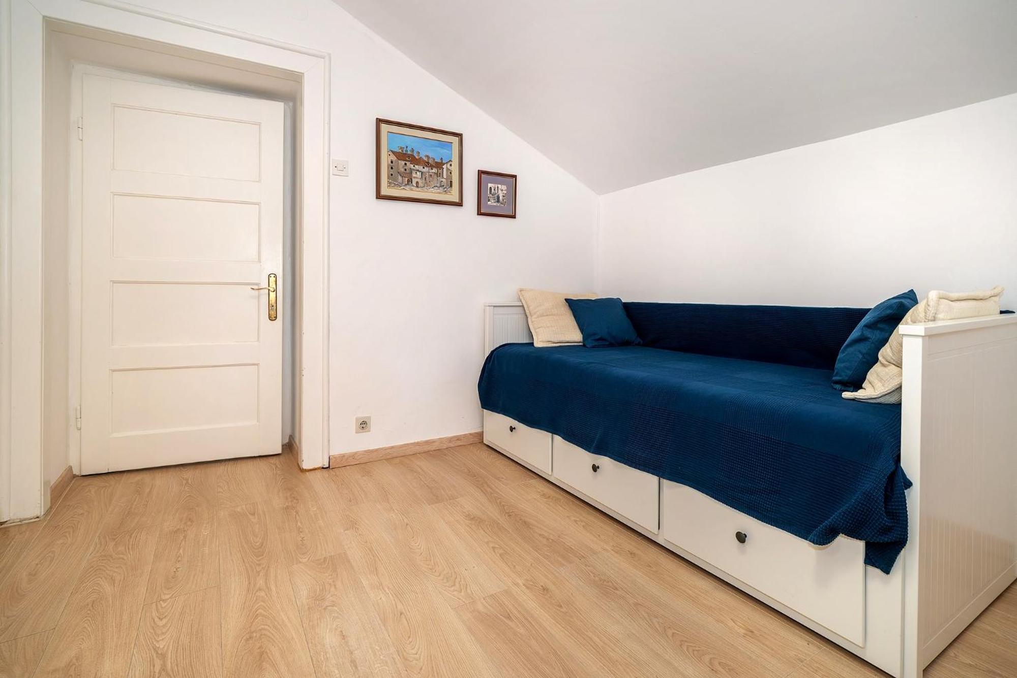 Studio Apartments Cavrak With Terrace Baška Extérieur photo